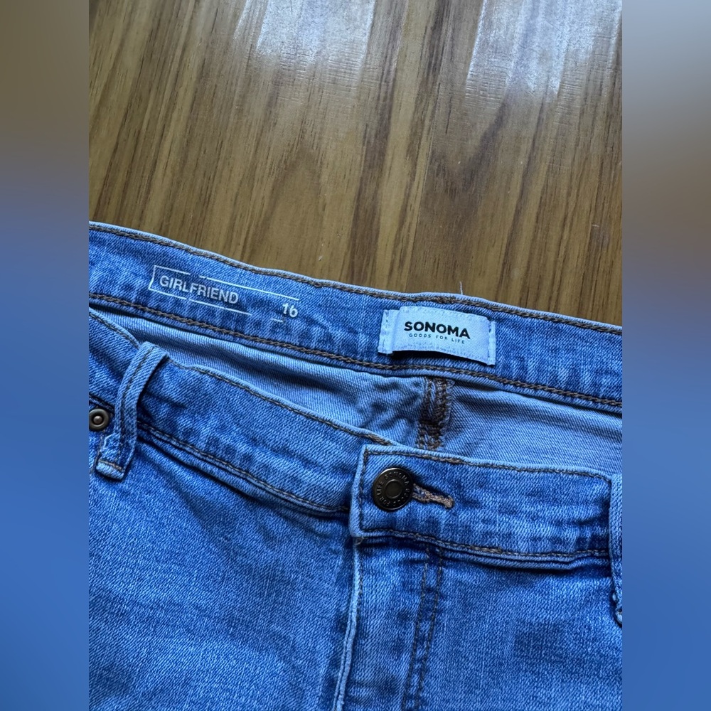 Sonoma women’s size 16 Blue Jeans - Picture 5 of 10